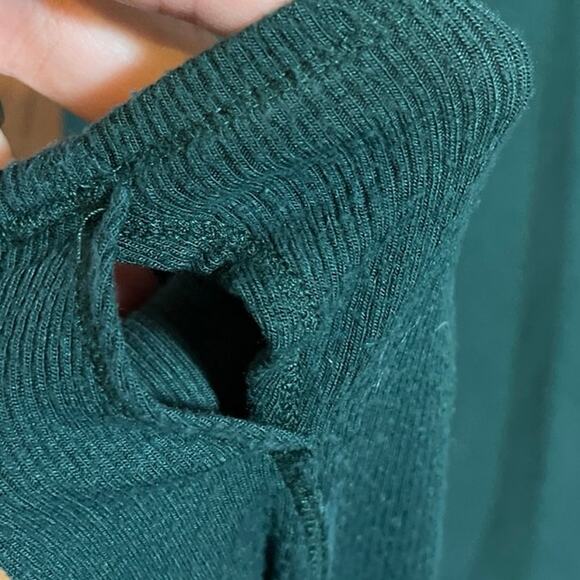 Athleta Purana Hooded Wrap Sweatshirt Athleisure Tunic M Green Relaxed Stretch - Picture 6 of 8